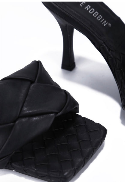 Wave It Mule-black