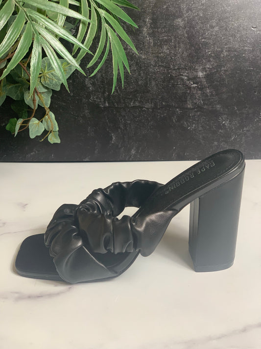Tulip Mule-Black