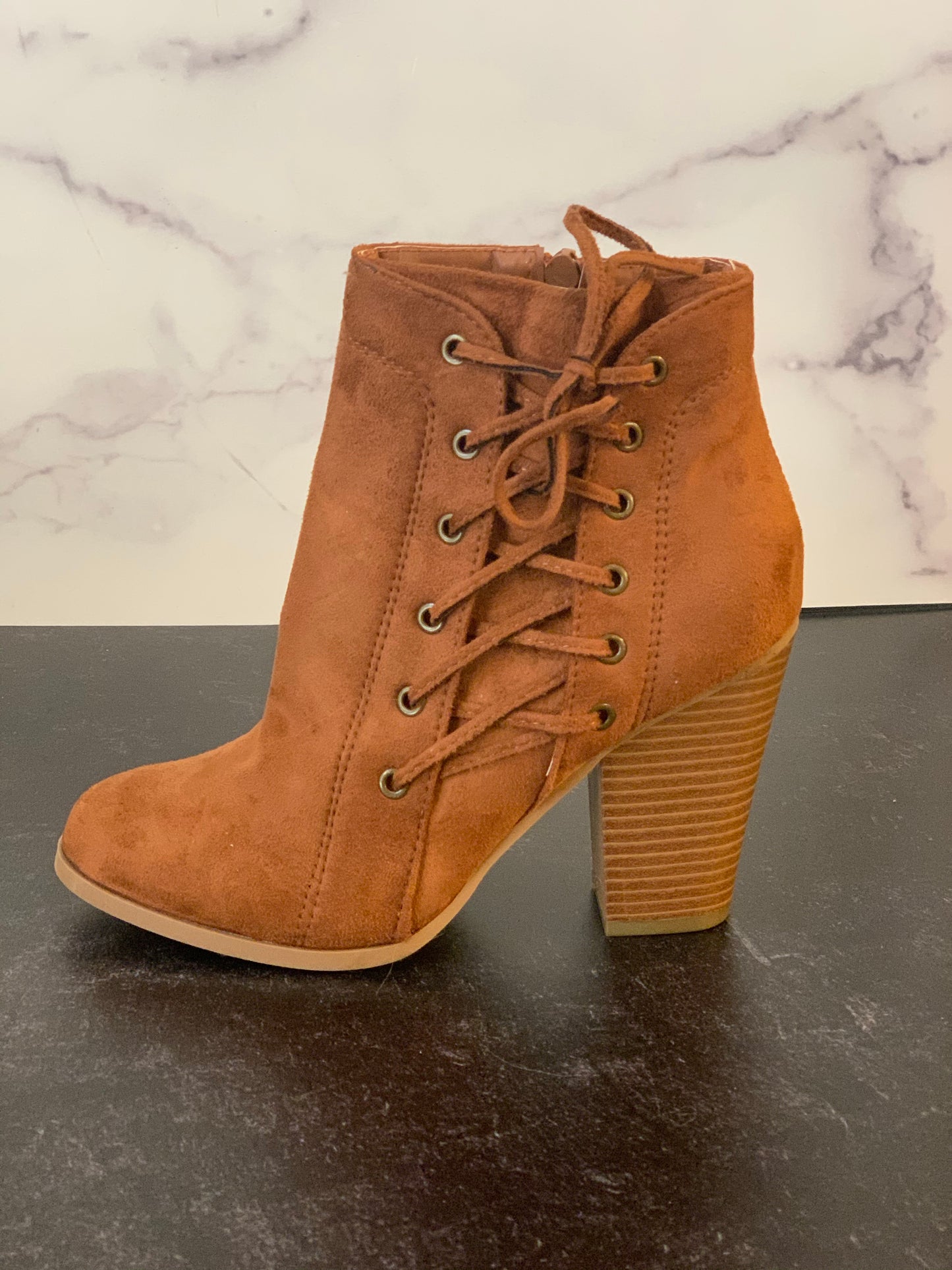 Women's Lace Up Block Heel Ankle Boot