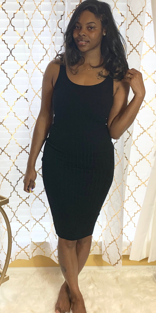 Hera Midi Dress-Black